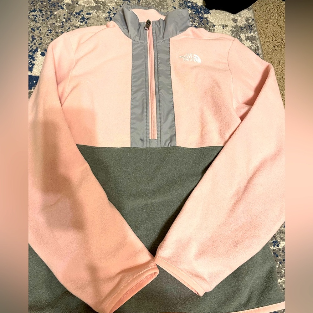 North Face fleece half zip up. Pale pink and grey. Girls L size 14-16